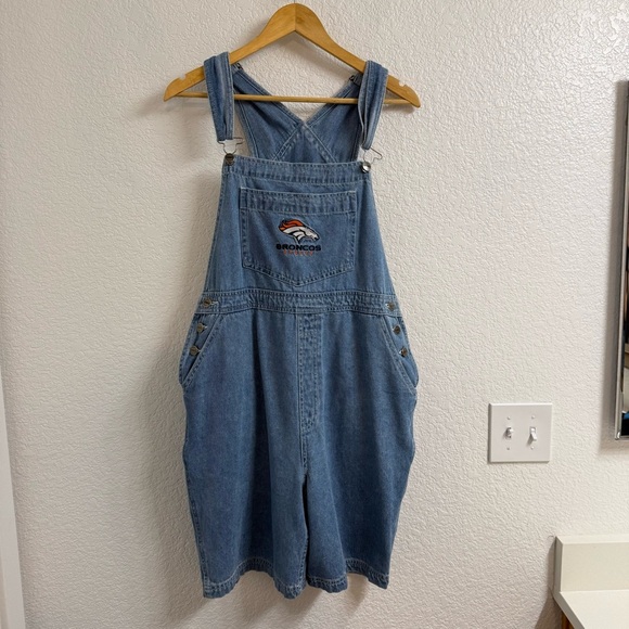 Vintage Denver Broncos Small Overall Shorts Denim Jean Game Day Clothing Size L - Picture 1 of 4